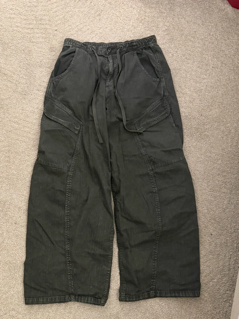 NWOT Urban Outfitters BDG Cargo Pants - Picture 2 of 10